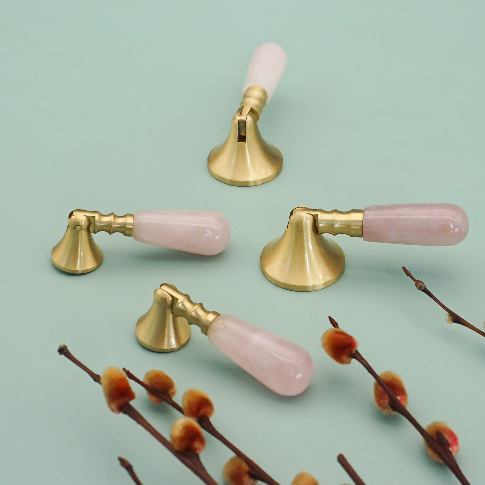 Rosa Kristall + Messing Türknö – Furniture Hardware Drop Pulls Bewertung und Preis
