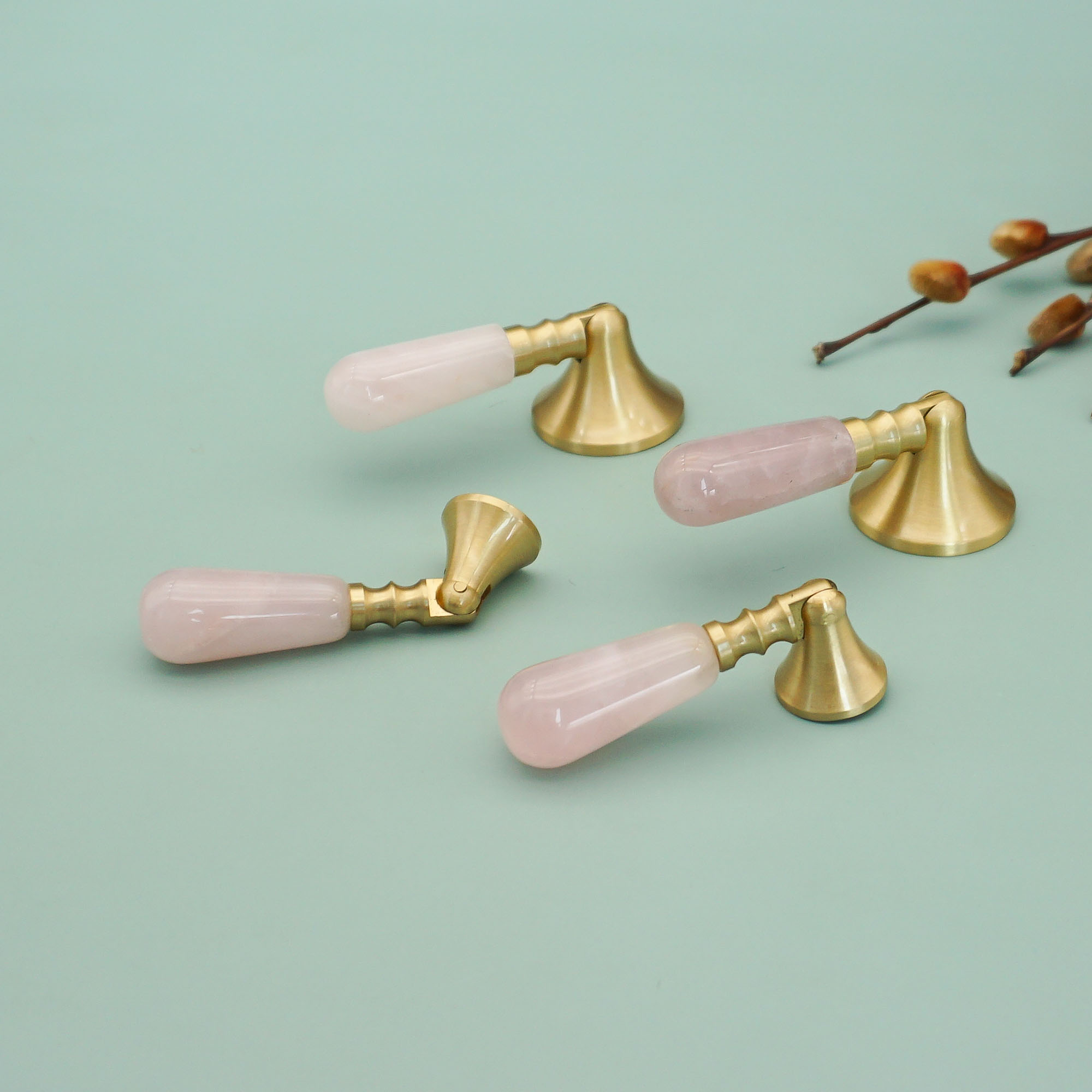 Rosa Kristall + Messing Türknö – Furniture Hardware Drop Pulls Bewertung und Preis